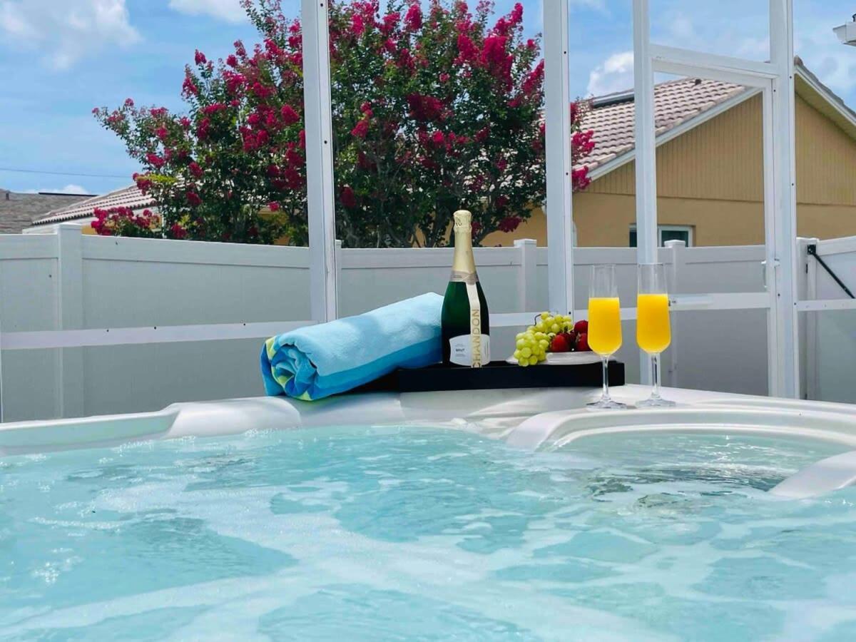 Endless Summer Retreat Jacuzzi 3Kingbed Airhockey Cape Coral Luaran gambar